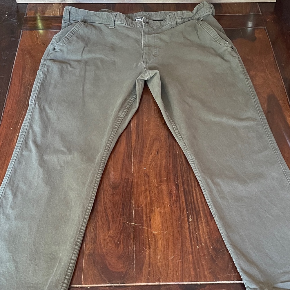 Eddie Bauer Men’s Olive Green Chino Pants